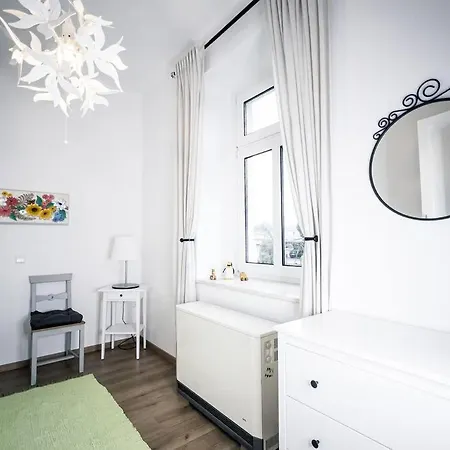 Appartement ►top Naehe Porsche, Flughafen, Messe & Bmw◄ *