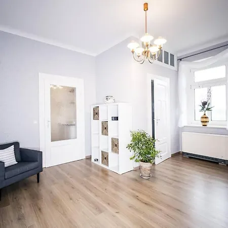 ►top Naehe Porsche, Flughafen, Messe & Bmw◄ דירה *