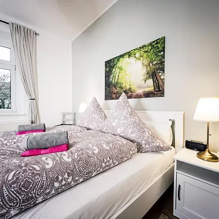 ►top Naehe Porsche, Flughafen, Messe & Bmw◄ לייפציג